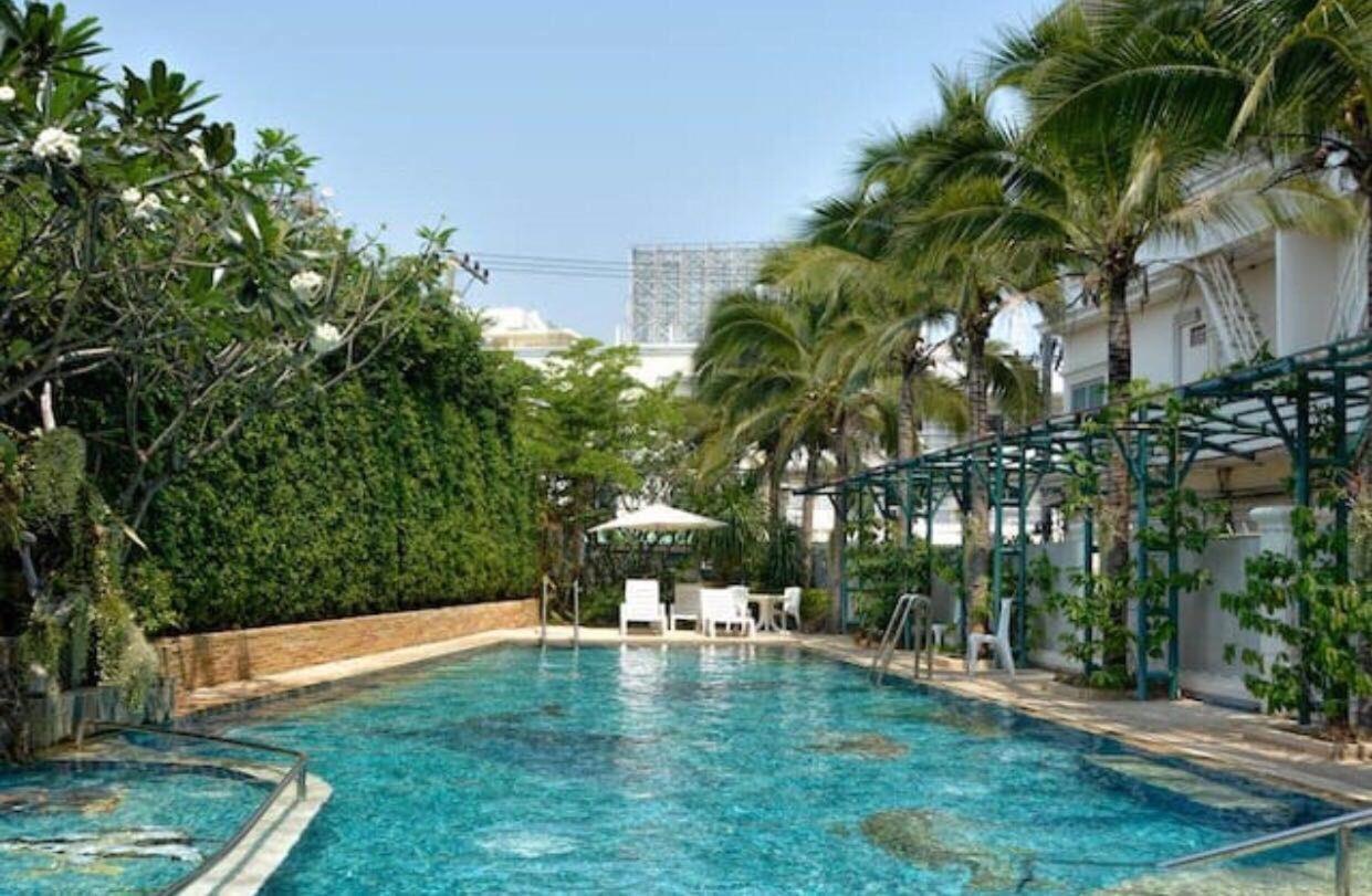Baan Klang Condo Hotel Hua Hin Bagian luar foto