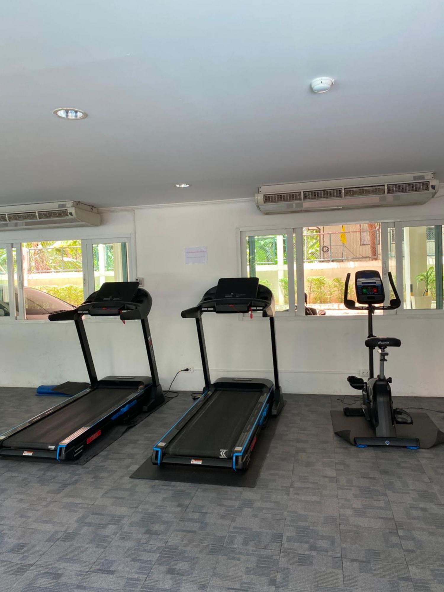 Baan Klang Condo Hotel Hua Hin Bagian luar foto