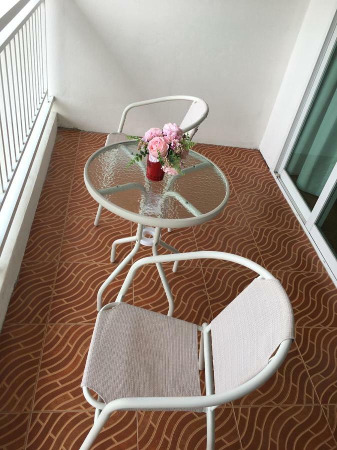 Baan Klang Condo Hotel Hua Hin Bagian luar foto