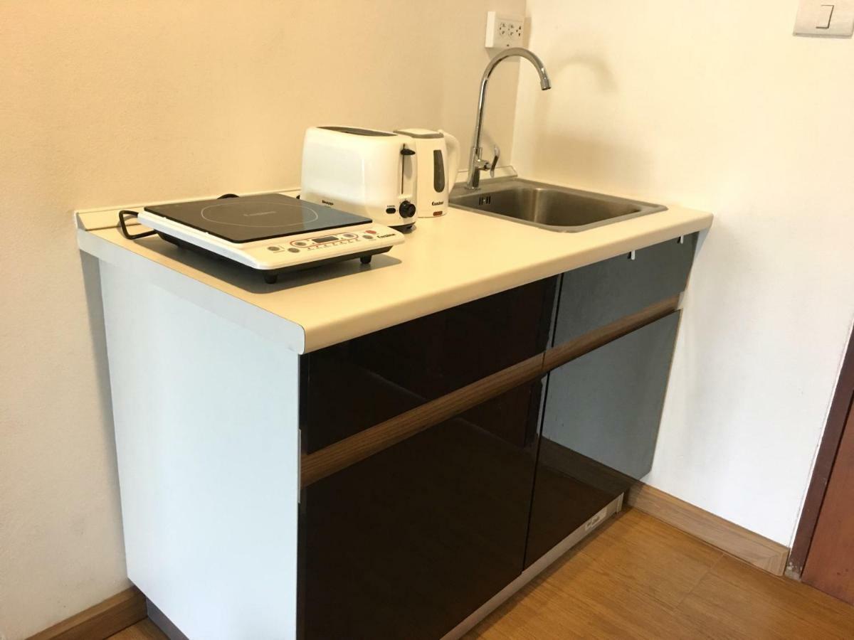 Baan Klang Condo Hotel Hua Hin Bagian luar foto