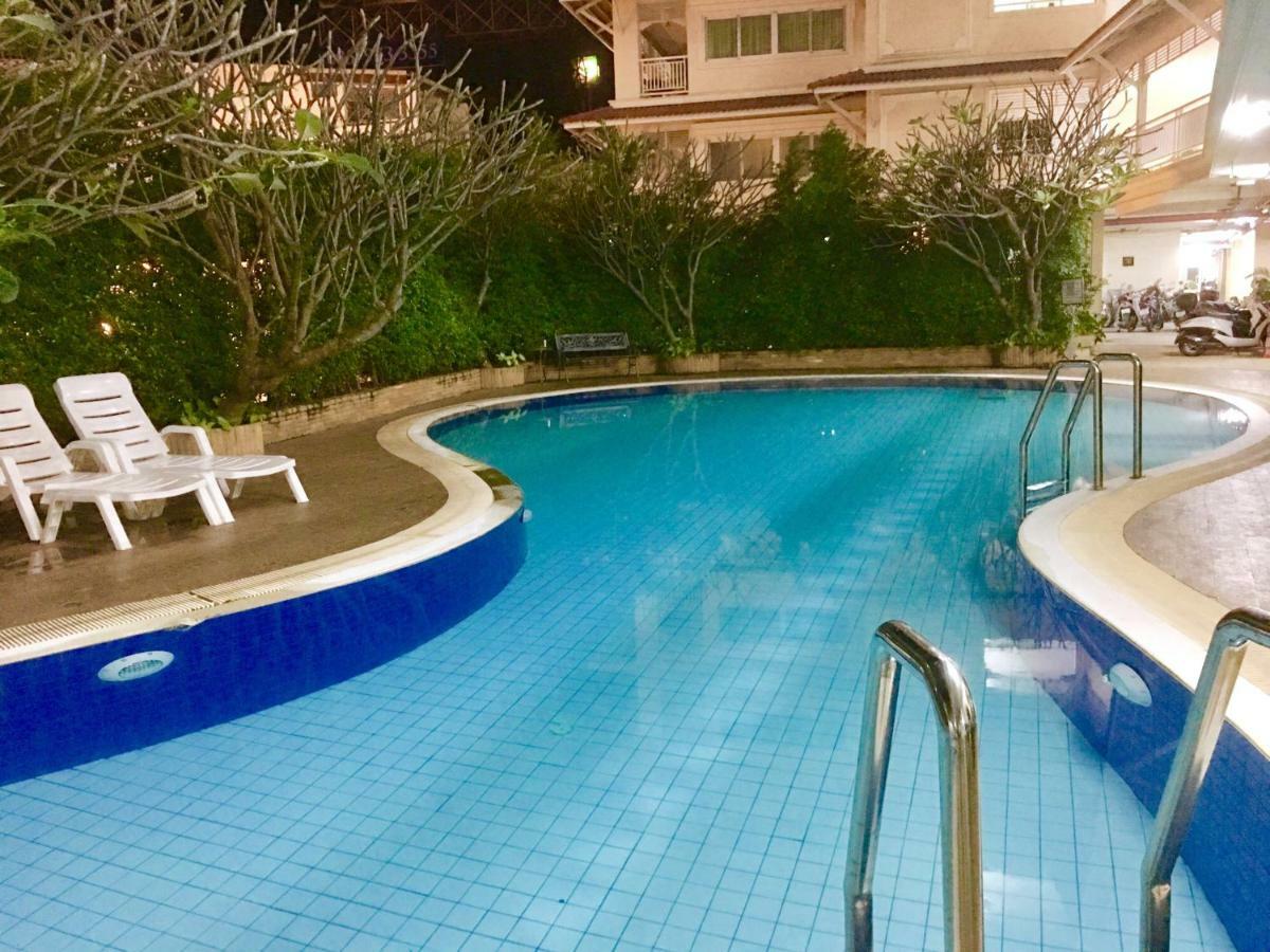 Baan Klang Condo Hotel Hua Hin Bagian luar foto